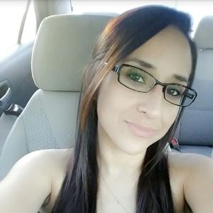 Meet your Posher, Anahui